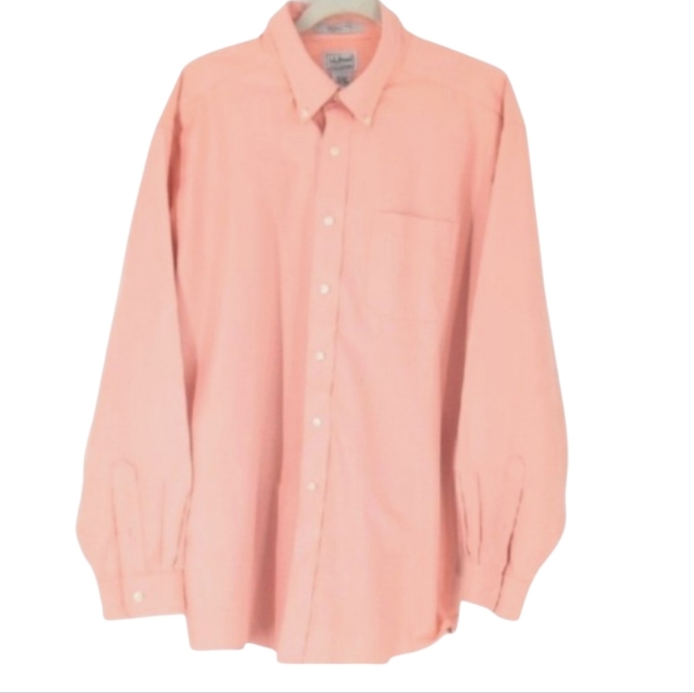 L.L.Bean Long Sleeve Button Up Short Size 17 1/2 - 35 In GREAT CONDITION !